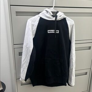 Hollister Black and White Hoodie